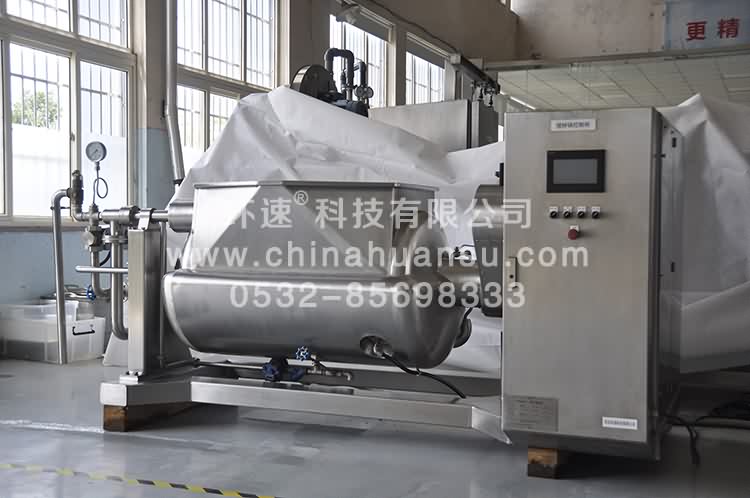 全自動(dòng)行星攪拌鍋 研發(fā)了行業(yè)的第三代智能攪拌鍋.